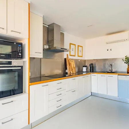 Riviera Apartment