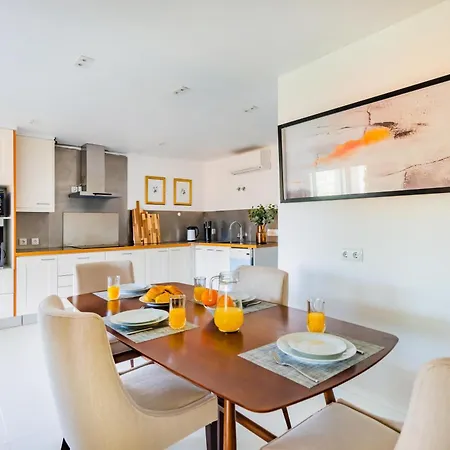 Apartment Riviera *